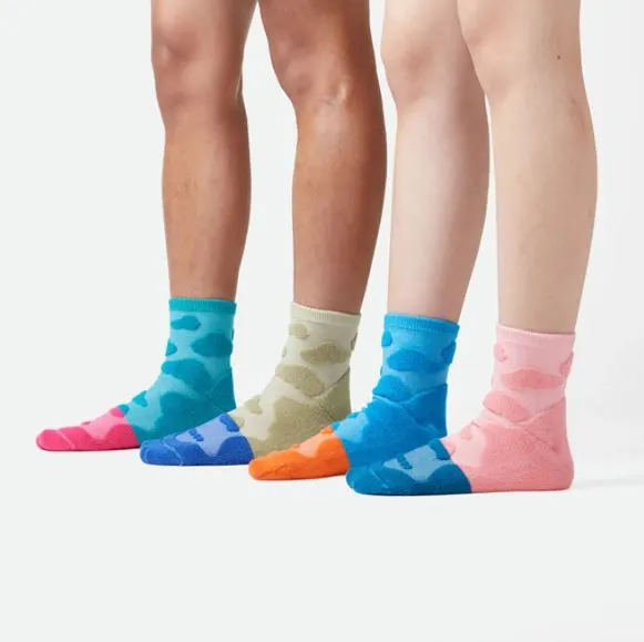 GOODPAIR SOCKS X KINDERGARDEN | Clooud Coral Socks: Colorful Patterned Socks