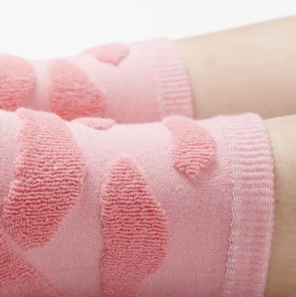 GOODPAIR SOCKS X KINDERGARDEN | Clooud Coral Socks: Colorful Patterned Socks